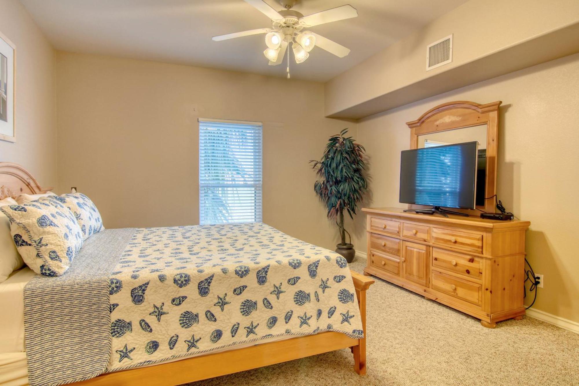 Snow Condos Corpus Christi Room photo
